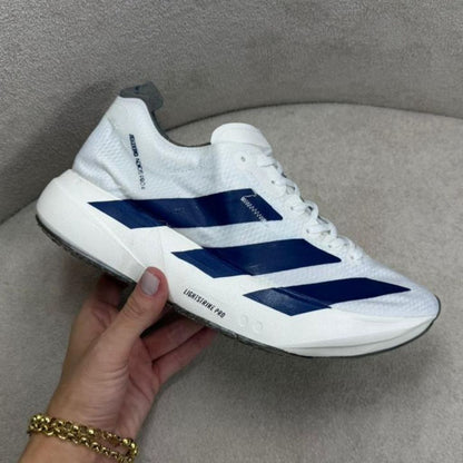 ADIDAS ADIZERO ADIOS PREMIUM - Branco/Marinho