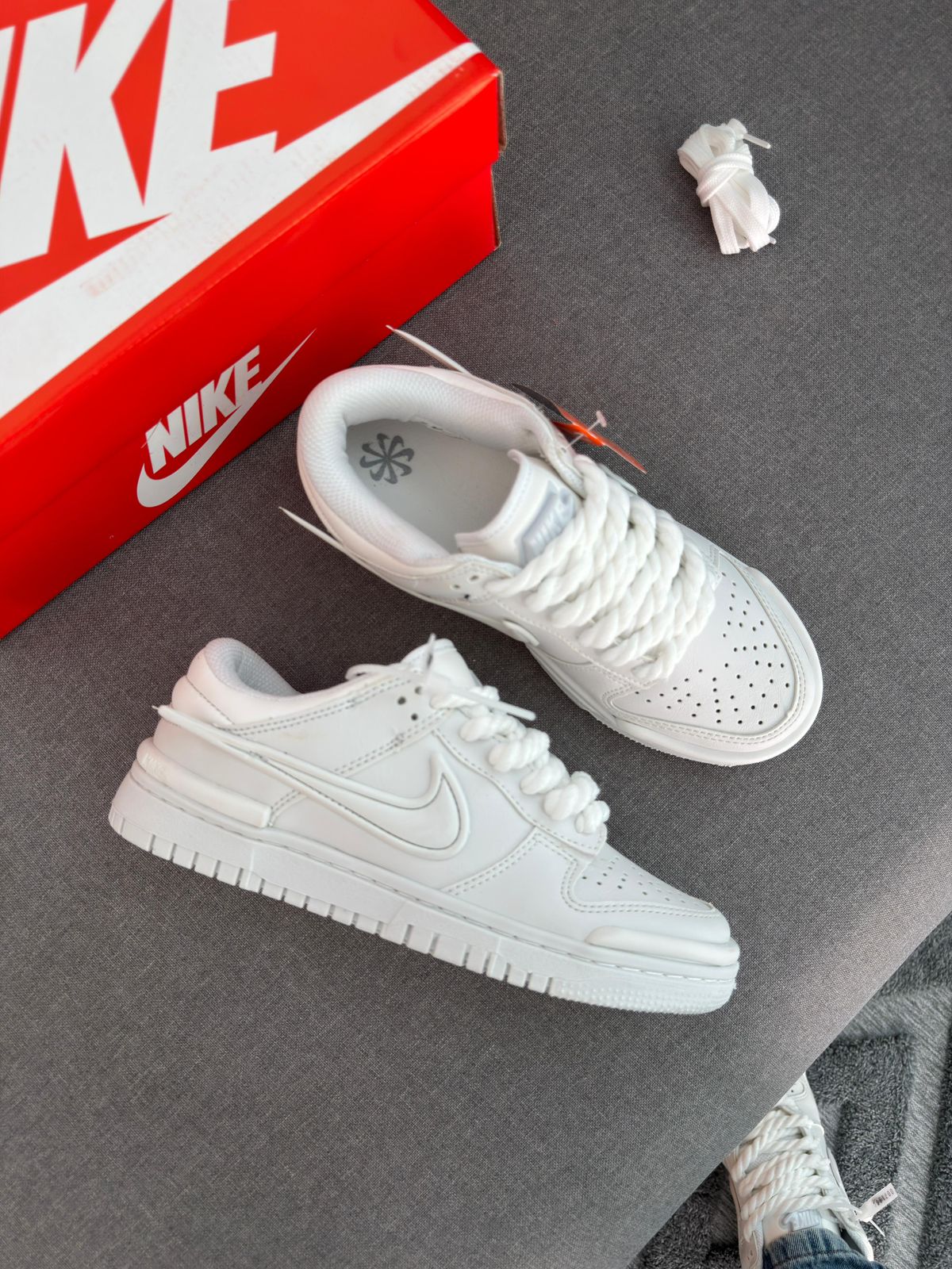 Dunk low twist branco branco